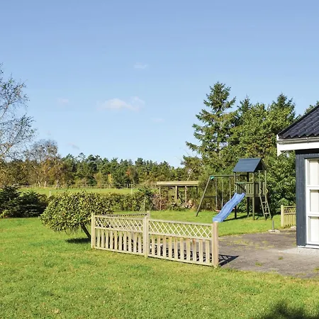 Stunning In Ebeltoft With Kitchen Holiday home Oksenmolle